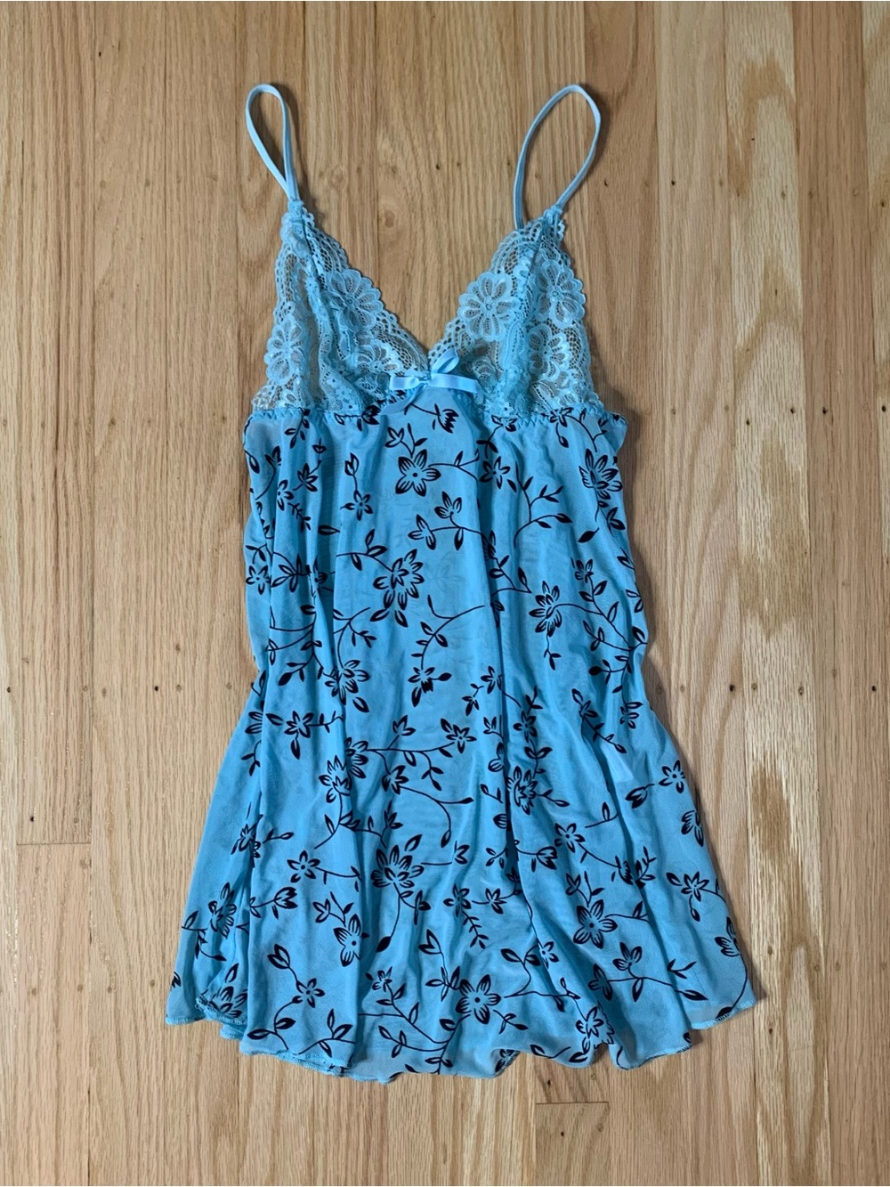 Y2K Vintage Blue & Black Floral Lace Slip Top